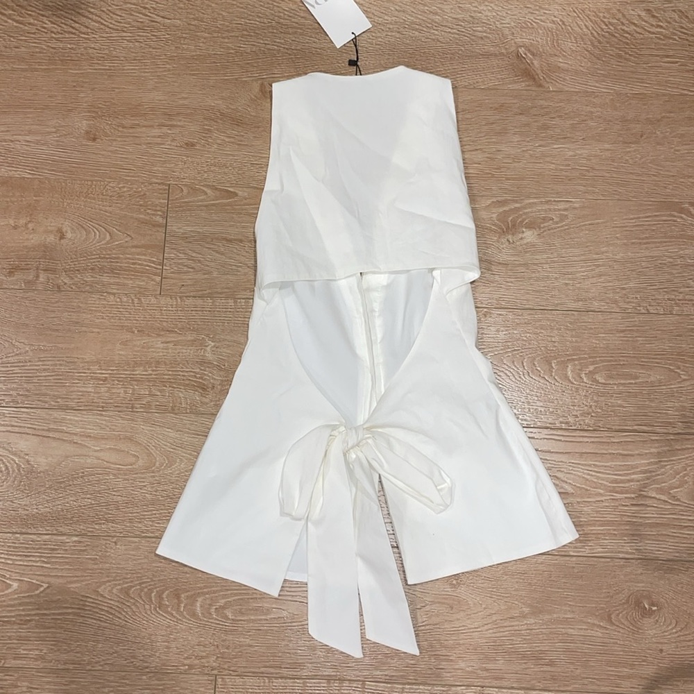 Zara Open Back Top - Picture 2 of 3